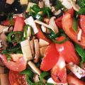 hapihapish's cooksnap of when they made しめじとピーマントマトのガーリック炒め.