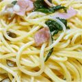 おぉかっちょ's cooksnap of when they made ほうれん草としめじのクリームパスタ.