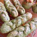 夢ちゃん0520's cooksnap of when they made ほうれん草&チーズの三つ編みパン.