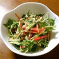 朋菜まま's cooksnap of when they made 水菜とりんごとカリッとくるみのサラダ♬.