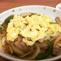 knnt's cooksnap of when they made 半熟たまごのせ♪ふっくら味しみ焼きうどん.