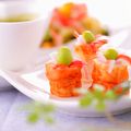 ニコニコまっきー's cooksnap of when they made カニマカとちくわで簡単お花♪弁当すき間に.