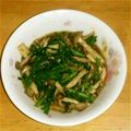 serieri's cooksnap of when they made ニラとシメジのめんつゆ炒め.