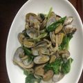 なちなちりーこ's cooksnap of when they made あさりのバター醤油酒蒸し.