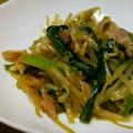 JunpJump's cooksnap of when they made 節約やみつき✩ベーコンとニラのもやし炒め.