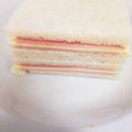 のんたろう♡'s cooksnap of when they made 簡単シンプル♪チーズハムサンドイッチ.