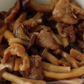えみぶうた's cooksnap of when they made お弁当に!!④　しめじと豚肉の炒め煮.