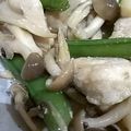 もんごろさん's cooksnap of when they made スナップエンドウと鶏胸肉の塩蒸し炒め.