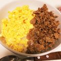 BYUUK's cooksnap of when they made ☆簡単 二色丼☆.