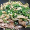 ちゃみ's cooksnap of when they made レタスと舞茸とにんにくのお醤油炒め！.