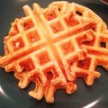 minihi77's cooksnap of when they made ヨーグルト入り☆ワッフル.