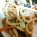 まろろん1357's cooksnap of when they made 簡単♪きのこたっぷり焼きうどんマヨ醤油味.