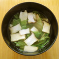 UMAe's cooksnap of when they made ダシダで・エリンギとレタスのスープ.