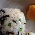 happykote's cooksnap of when they made 揚げ玉・塩昆布おにぎり　.