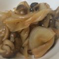 まるぽてと's cooksnap of when they made ポン酢で！しめじと玉ねぎの甘酢炒め.