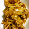 屋寿司's cooksnap of when they made じゃがいもと豚肉のバター醤油炒め.