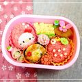 co☆'s cooksnap of when they made キャラ弁＊いちごちゃんおにぎり.
