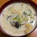 dfycc's cooksnap of when they made 体ぽかぽか。白菜ときのこの豆乳味噌汁.