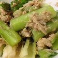 ７０４'s cooksnap of when they made うるいとツナの胡麻味噌マヨ和え.