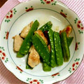 yuka4598's cooksnap of when they made さやえんどうと鶏肉の炒めもの.