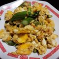 さくらもち姫's cooksnap of when they made 簡単焼肉のタレ料理③アスパラの玉子炒め丼.
