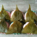 torotorotoro55's cooksnap of when they made 炊飯器ともち米で桜もち☆.