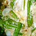 にじすき's cooksnap of when they made さやえんどうと玉ねぎのおかか卵とじ.