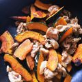 tehutehu2's cooksnap of when they made カボチャと豚肉のニンニク炒め.