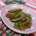 赤い電話's cooksnap of when they made ﾍﾞｰｺﾝとｽﾅｯﾌﾟｴﾝﾄﾞｳ塩麹炒め.