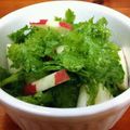 yukitarooo's cooksnap of when they made わさび菜とりんごのサラダ.