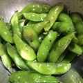 malleema's cooksnap of when they made 冷凍枝豆で☆速攻ワインのおつまみ.