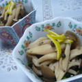 たじ満塁's cooksnap of when they made 春菊としめじの煮浸し.
