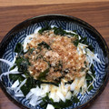 愛ちゃんパパ's cooksnap of when they made 新玉ねぎとわかめのサラダ.