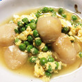 ももジロウ's cooksnap of when they made すごくおいしい！もち麩とえんどうの玉子とじ.