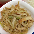 紅茶とチーズケーキ's cooksnap of when they made 大根とセロリのごまきんぴら.