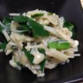 ちかぼ♪'s cooksnap of when they made えのきとニラのヌルヌルおつまみ.