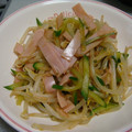 mi-yu-ma's cooksnap of when they made 簡単☆ハムともやしの中華風和え.