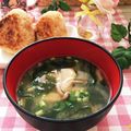 Akeimmy's cooksnap of when they made ✿風味アップ！　しめじとワカメのお味噌汁.