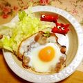 komutatata's cooksnap of when they made １人ランチ★半熟ベーコンエッグサラダ丼風.