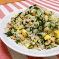 赤い電話's cooksnap of when they made たっぷりにらとピーナッツのエスニック炒飯.