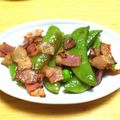 めぐまるこ's cooksnap of when they made 簡単☆スナップエンドウとベーコンのソテー.