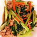 RoseMuse♡'s cooksnap of when they made 豚こま肉と小松菜のオイスター炒め.