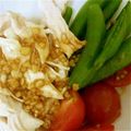 りあけんたママ's cooksnap of when they made スナップエンドウと蒸し鶏のにんにくソース.