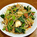 チビっこ大好き's cooksnap of when they made もやしと小松菜のにんにくしょうゆ炒め.