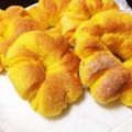 クロミmama's cooksnap of when they made カボチャのお花パン♪.