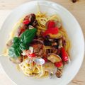 こうよもとぎす's cooksnap of when they made アサリとトマト。フレッシュバジルのパスタ.