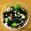 サマチマン's cooksnap of when they made 大人気＊ブロッコリーとカニカマの和え物.