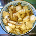 やおモモ's cooksnap of when they made 鶏ときのこのきんぴら丼.