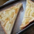 からあげパーティー's cooksnap of when they made 簡単すぎる☆はちみつピザ風トースト.