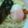 ばくみ's cooksnap of when they made ☆素揚げ茄子載せのさっぱりサラダうどん☆.